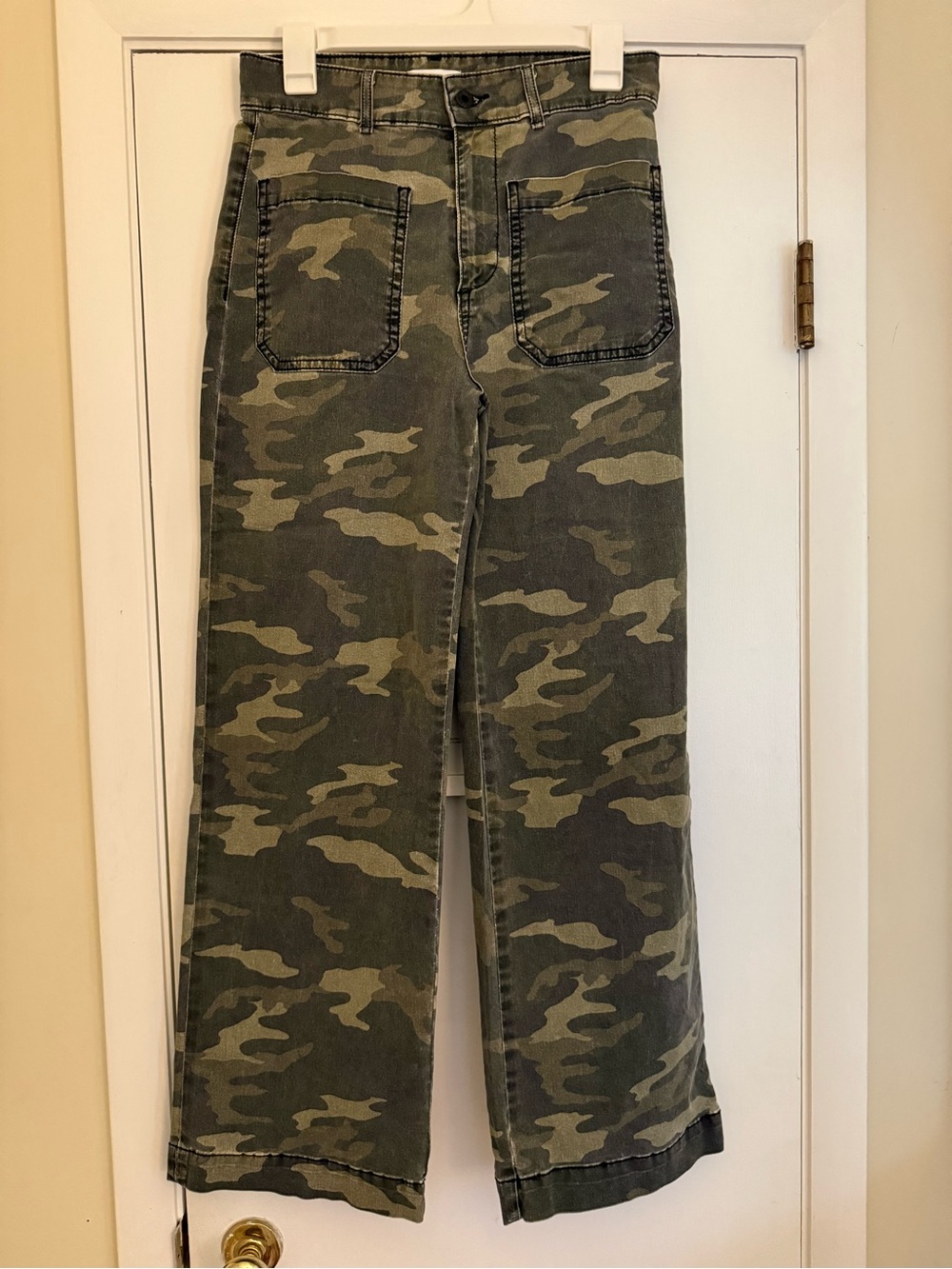 Women’s Camo Wide-Leg Jeans